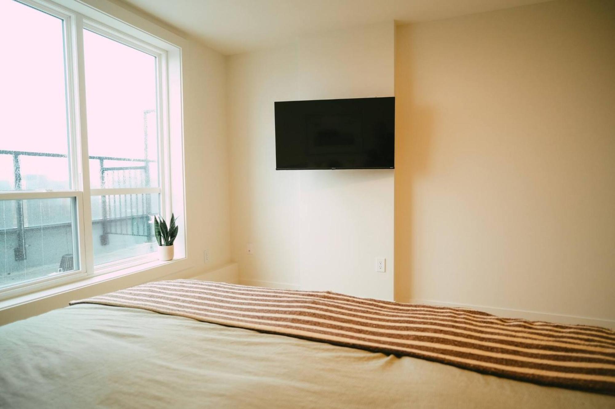 Chic Cozy Retreat - 2Br - Stunning North End Views Lägenhet Halifax Exteriör bild